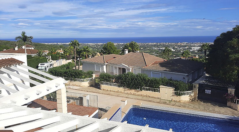 Foto principal Hermosa villa de un diseño singular con vistas al mar y acceso directo al parque natural en Marquesa VI, Denia