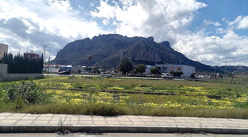 Foto principal Urban plot for residential complex or single-family home