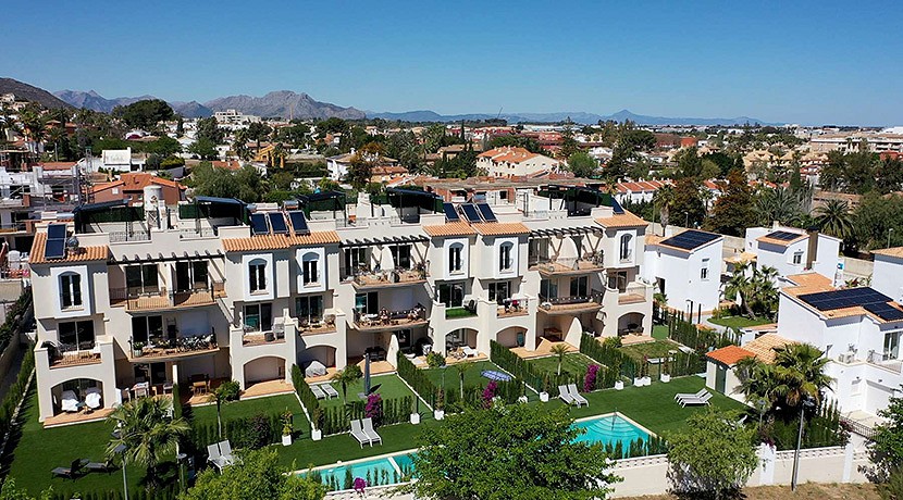 Foto principal Apartment with roof terrace and  open views near the center of Denia
