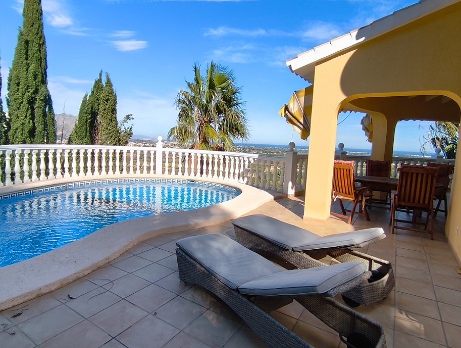 Foto principal Villa mit herrlichem Blick auf Meer & Berge in La Sella